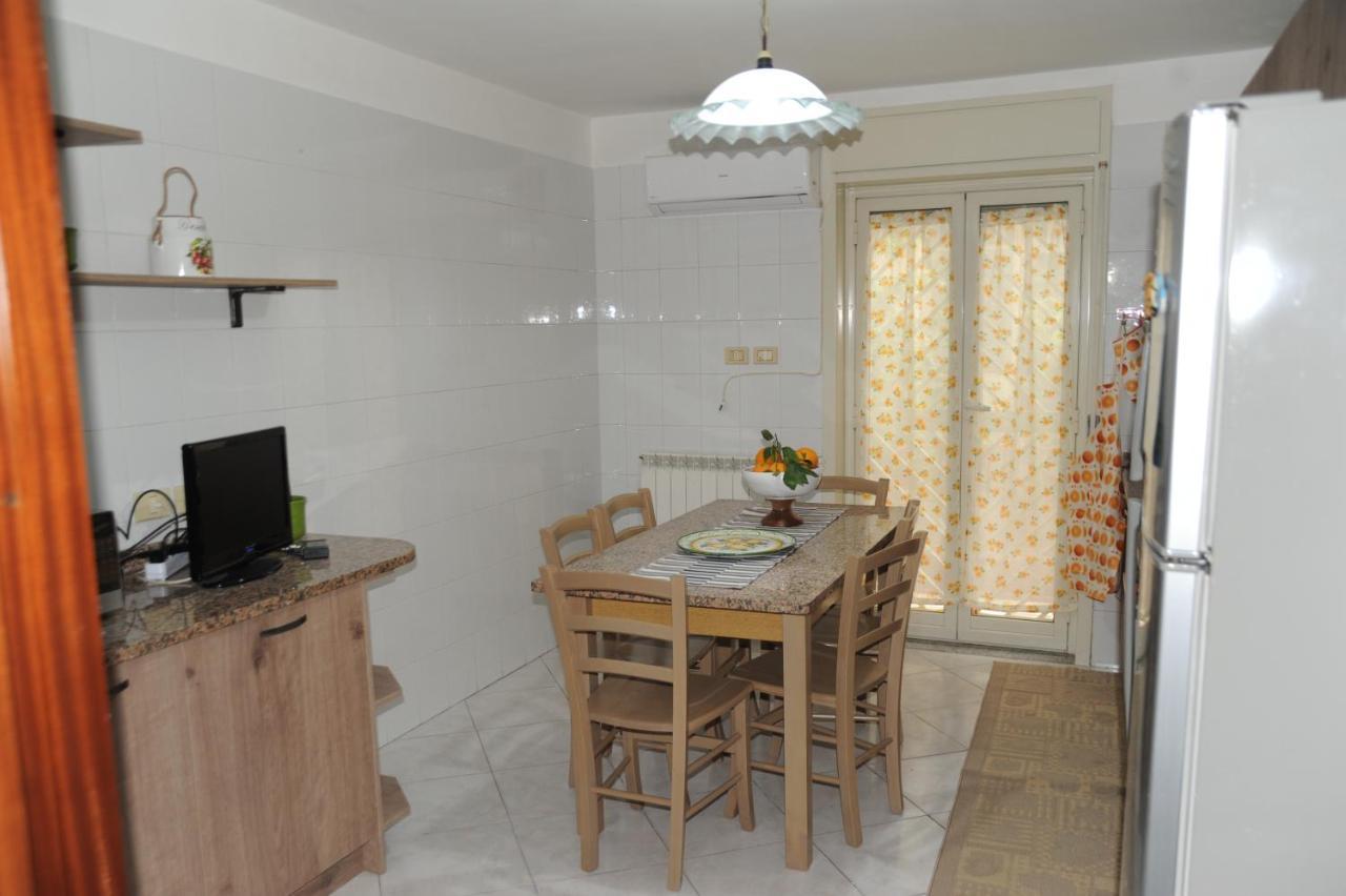 Casa Vacanze Il Nespolo Catania Exterior photo